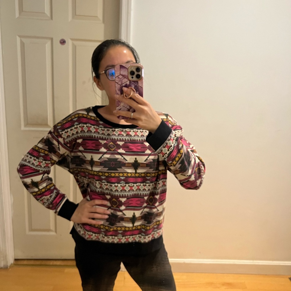 (2 for $15) Aztec Pattern sweater - Picture 4 of 4